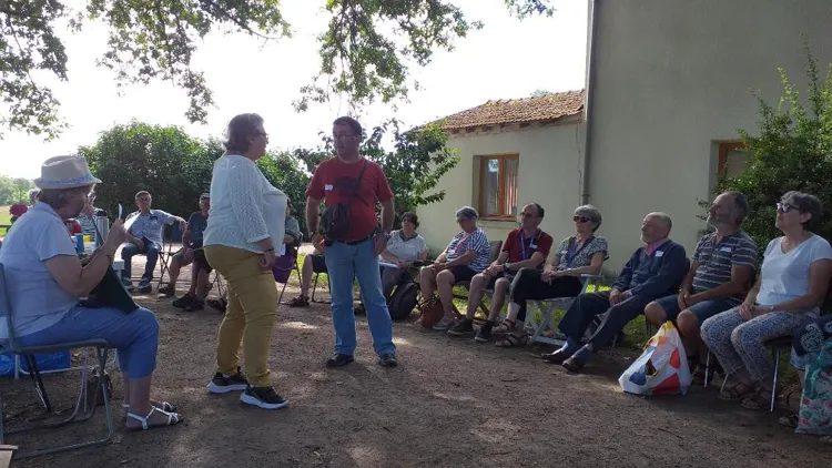 Nicolas et Régine en représentation théâtrale pour le CMJ